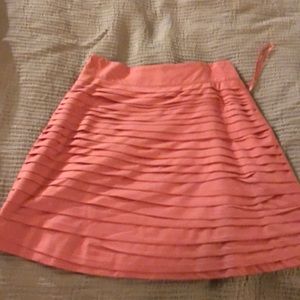 Reid’s pink ruffle short skirt